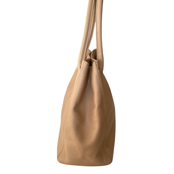 CHANEL Cerf Tote Beige - Picture 11 of 12
